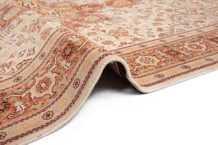 5' x 6' 11 Tabriz Rug