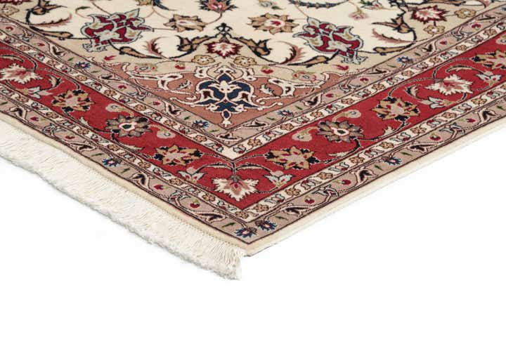 4' 11 x 6' 4 Tabriz Rug