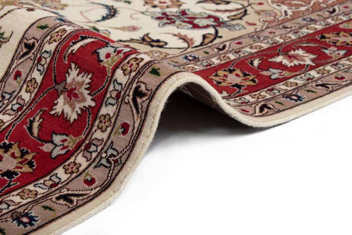 4' 11 x 6' 4 Tabriz Rug