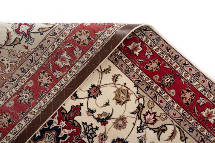 4' 11 x 6' 4 Tabriz Rug