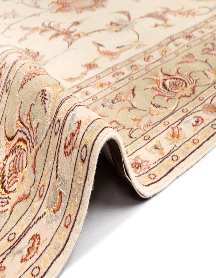 Detail image of 6' 8 x 7' 11 Tabriz Rug