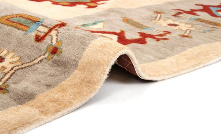 Detail image of 8' 2 x 9' 11 Hand Knotted Tabriz Wool Rug