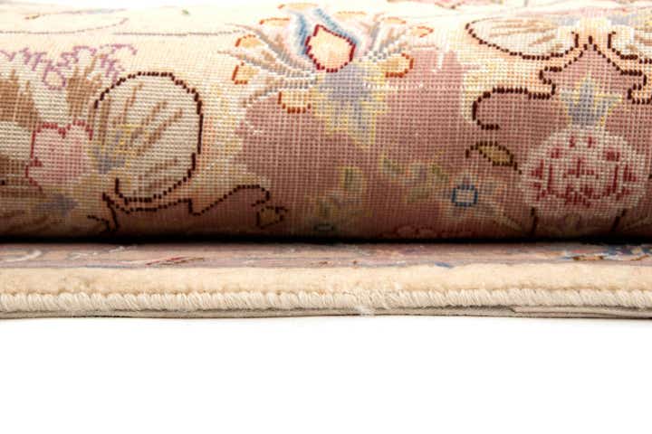5' 1 x 6' 11 Hand Knotted Tabriz Persian Rug