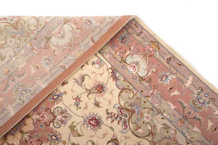 5' 1 x 6' 11 Hand Knotted Tabriz Persian Rug