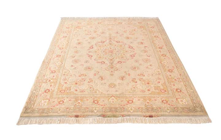 4' 11 x 6' 8 Hand Knotted Tabriz Persian Wool Rug