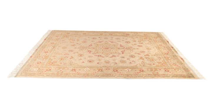4' 11 x 6' 8 Hand Knotted Tabriz Persian Wool Rug