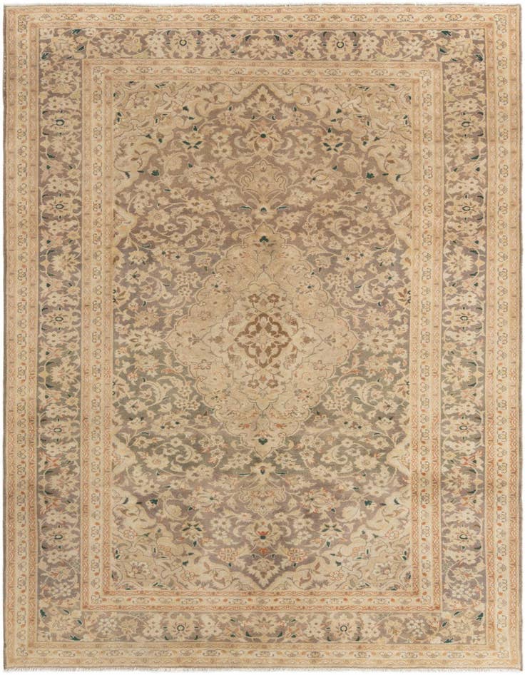 Detail image of 6' 7 x 9' 10 Tabriz Rug