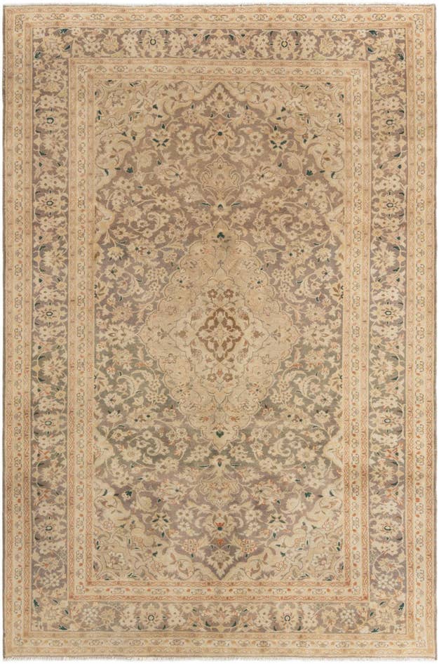 Detail image of 6' 7 x 9' 10 Tabriz Rug