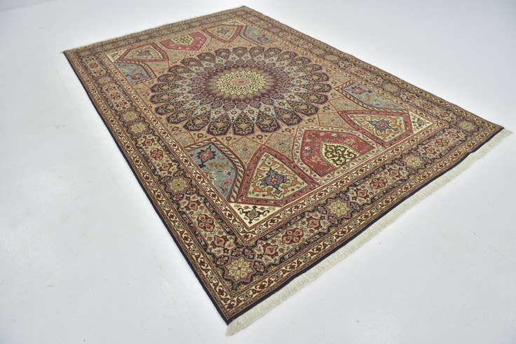 Detail image of 6' 8 x 10' 1 Hand Knotted Tabriz Persian Rug