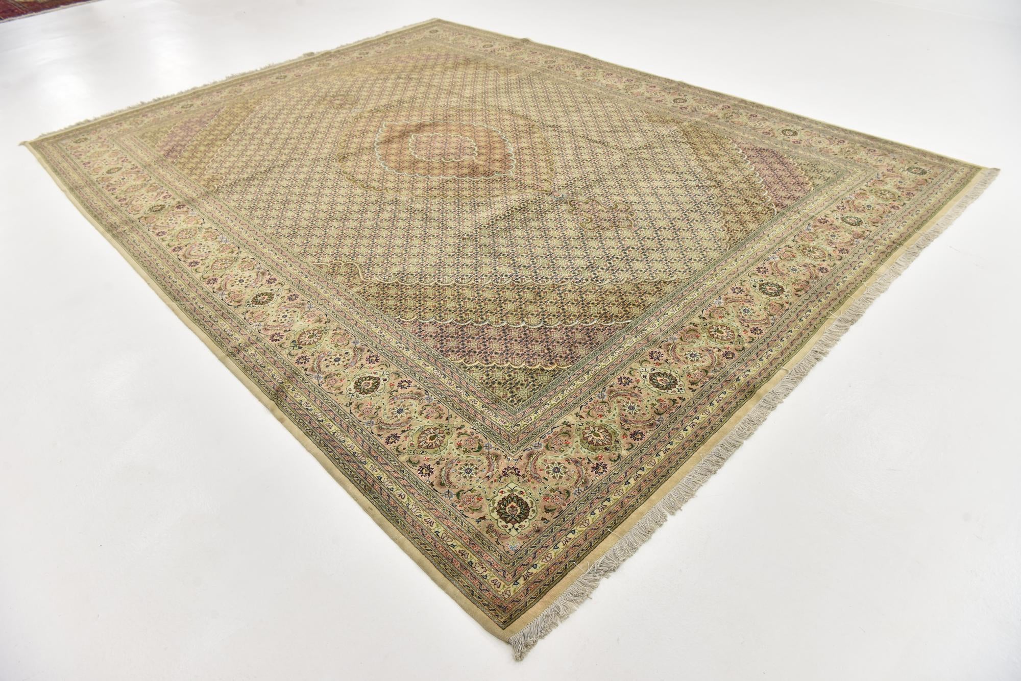 9' 10 x 12' 10 Hand Knotted Tabriz Persian Rug