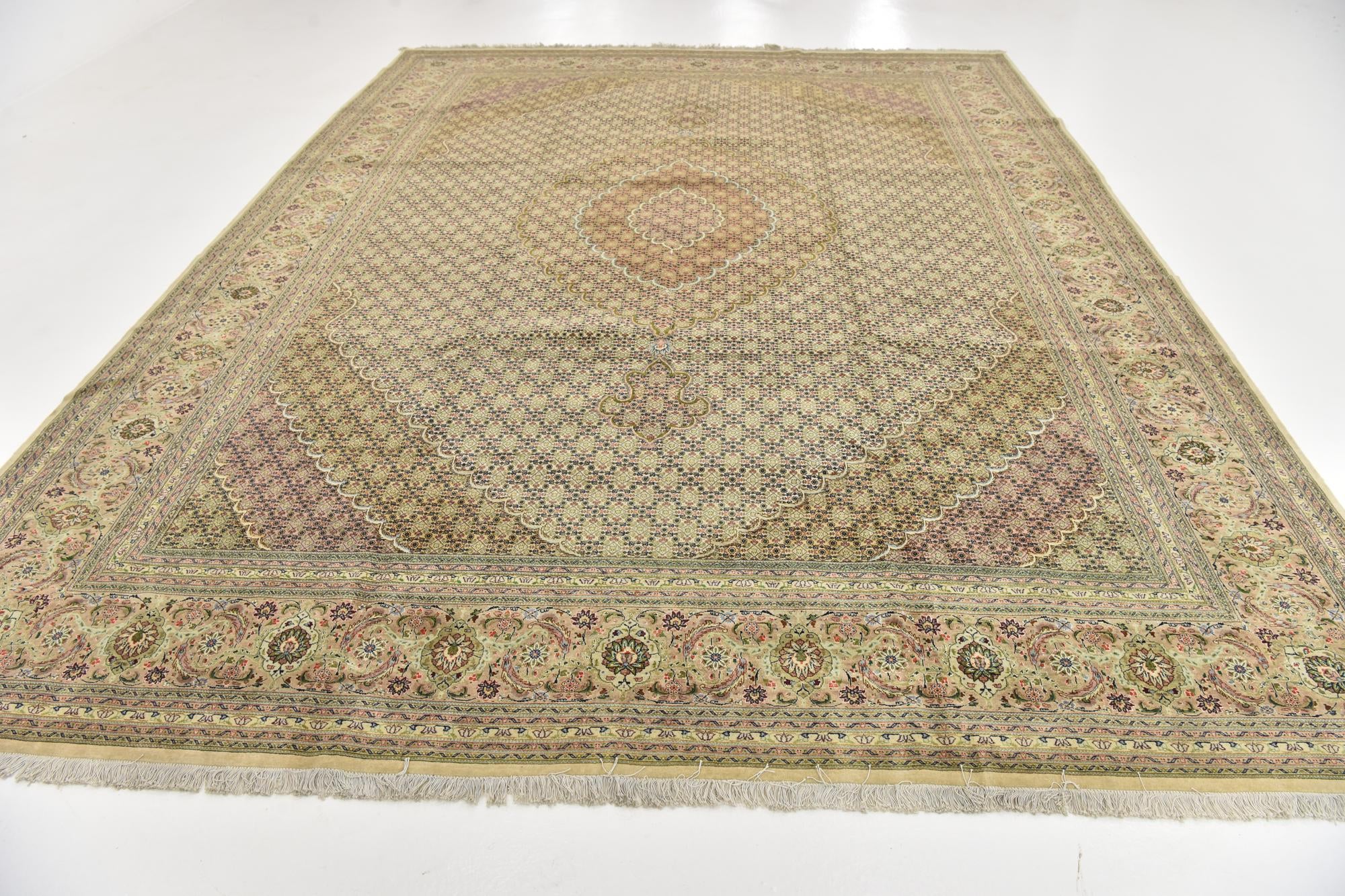 9' 10 x 12' 10 Hand Knotted Tabriz Persian Rug