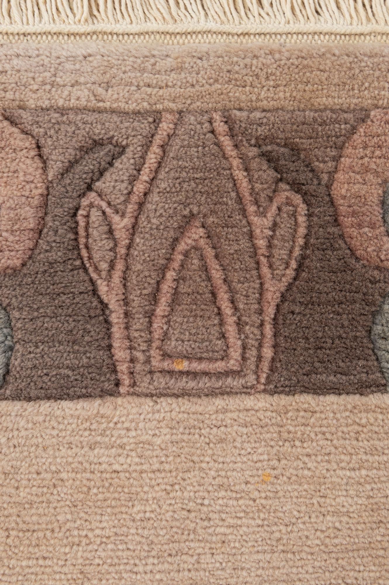 2' 9 x 4' 11 Hand Knotted Tibet Wool Rug