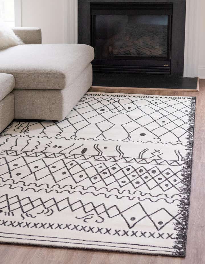 2' x 3' Titania Rug