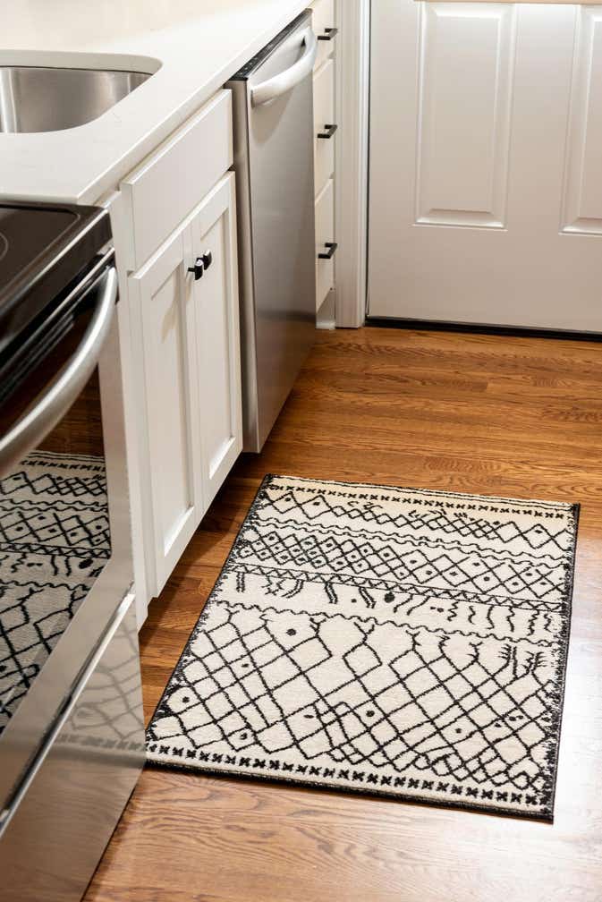 2' x 3' Titania Rug