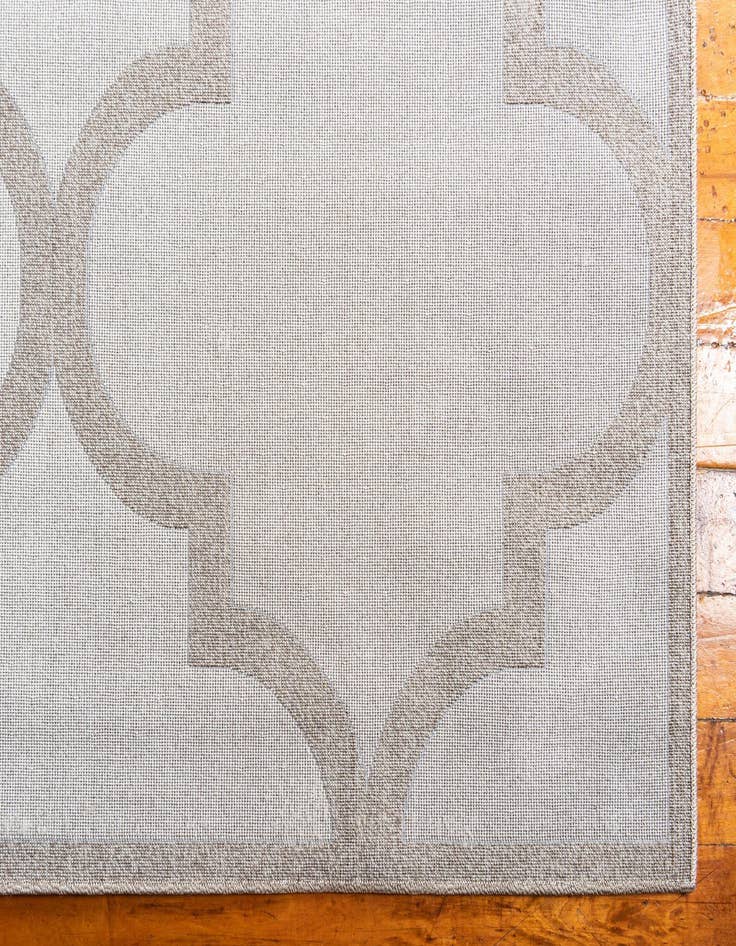 Detail image of 9' x 12' Trellis Rug