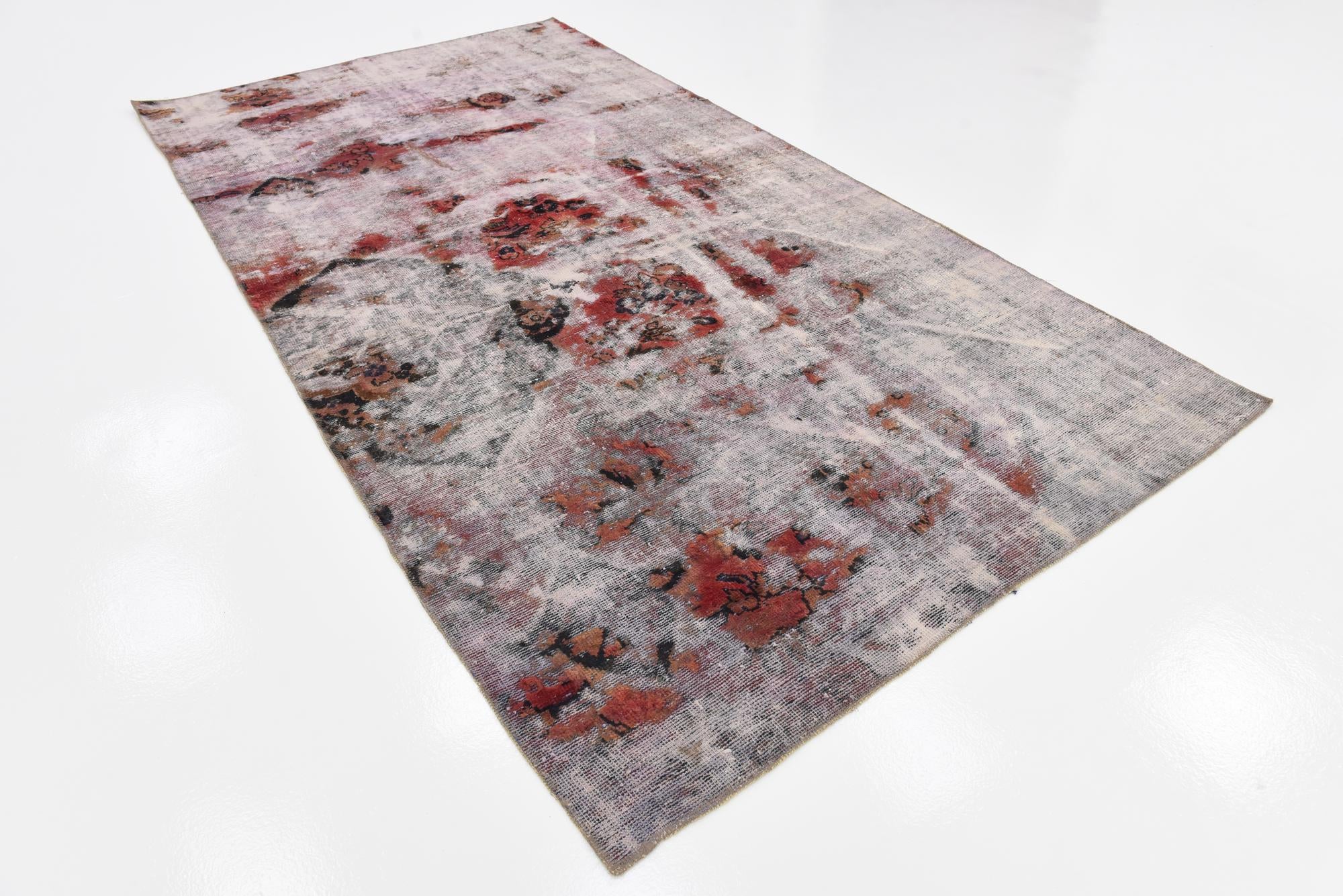 5' x 9' 5 Hand Knotted Ultra Vintage Persian Wool Rug