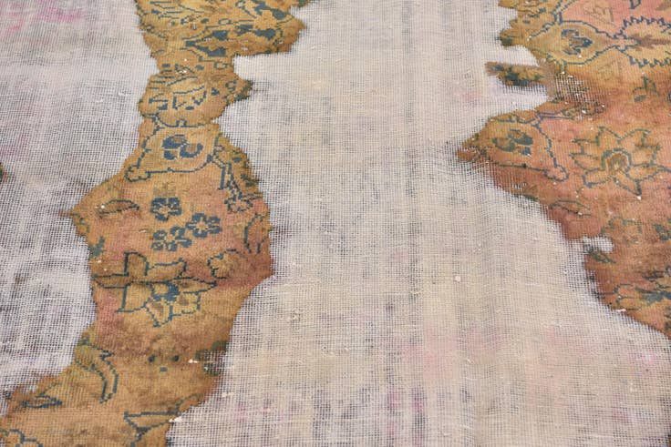 Detail image of 4' 2 x 7' 2 Hand Knotted Ultra Vintage Persian Wool Rug