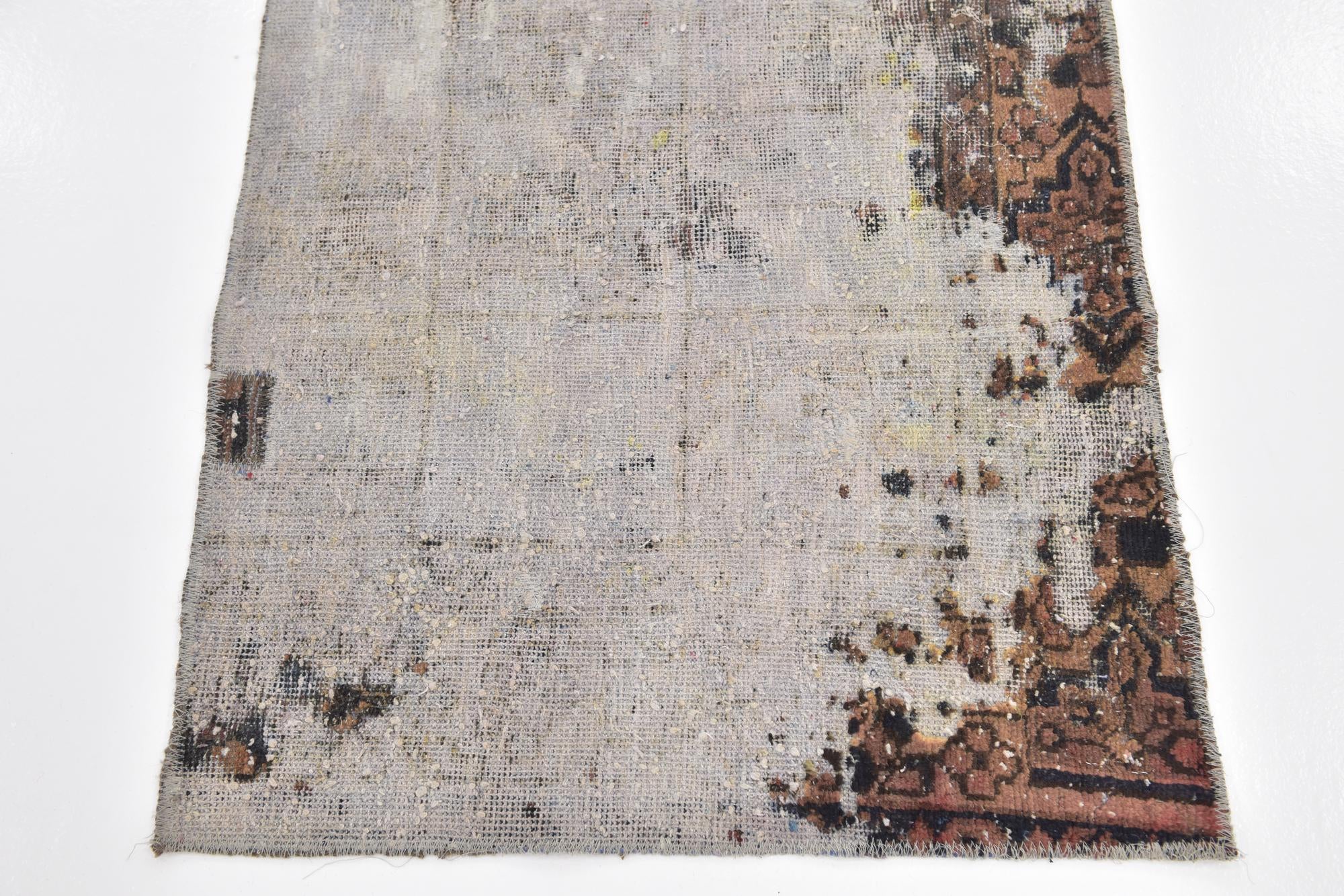 2' 8 x 5' Hand Knotted Ultra Vintage Persian Wool Rug