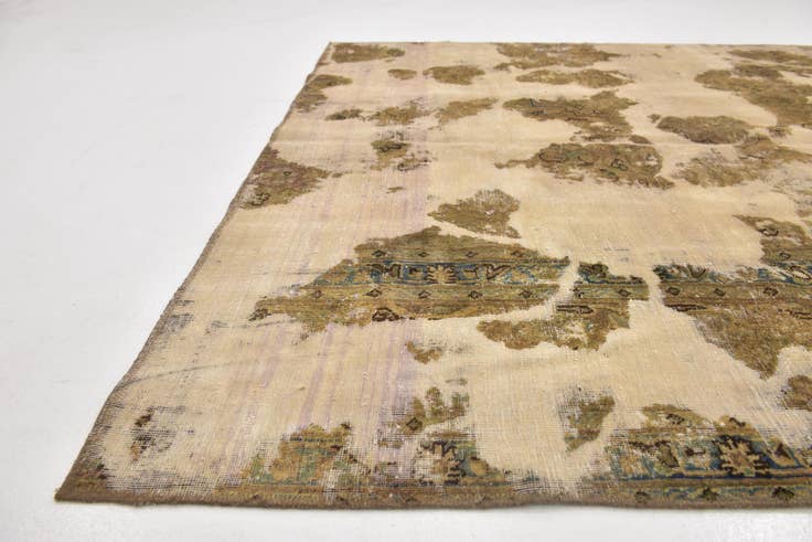 Detail image of 6' 6 x 9' 6 Hand Knotted Ultra Vintage Persian Wool Rug