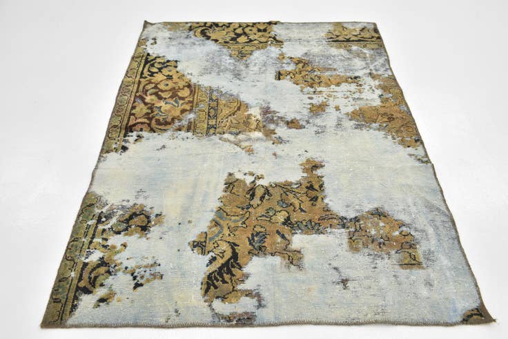 Detail image of 4' x 5' 8 Hand Knotted Ultra Vintage Persian Wool Rug