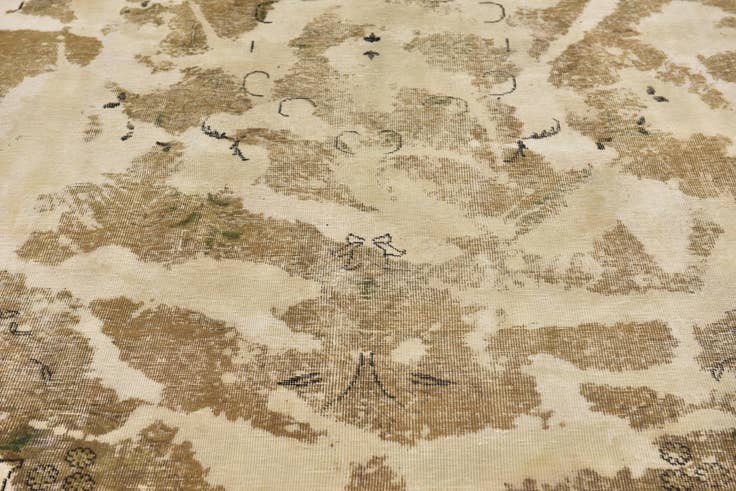 Detail image of 7' 4 x 10' 3 Hand Knotted Ultra Vintage Persian Wool Rug