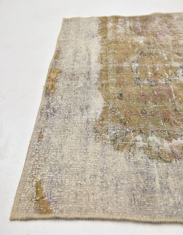 Detail image of 3' 5 x 4' 5  Hand Knotted Ultra Vintage Persian Wool Rug