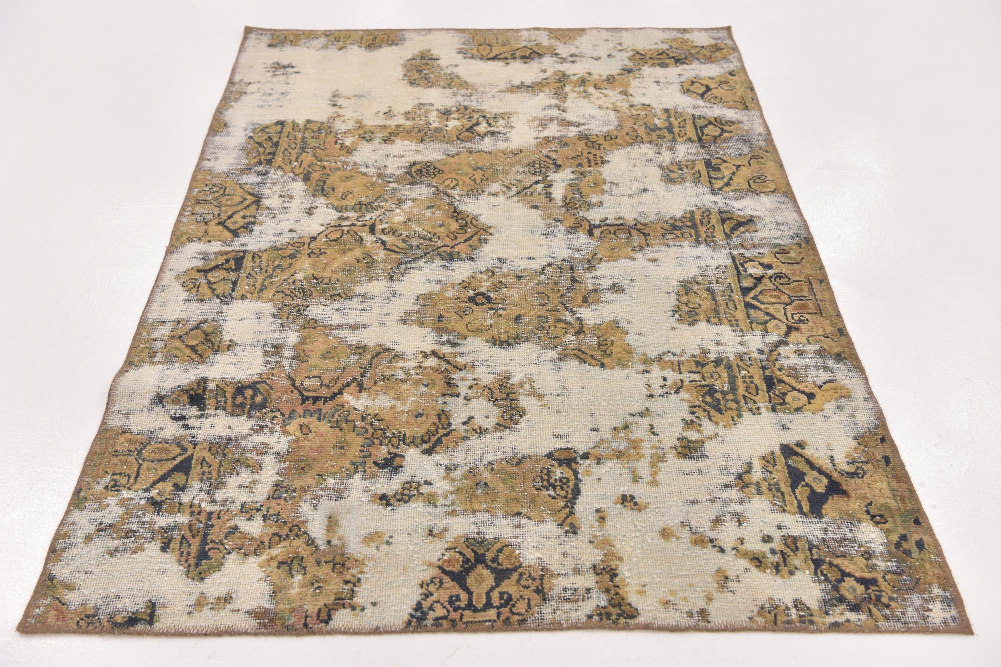 4' x 5' 6 Hand Knotted Ultra Vintage Persian Wool Rug