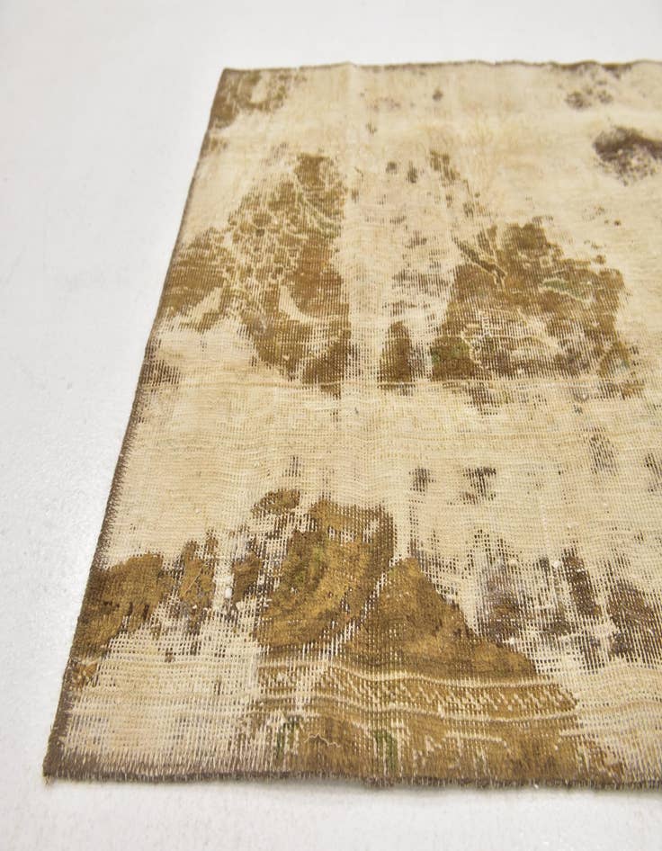 Detail image of 3' x 4' 2  Hand Knotted Ultra Vintage Persian Wool Rug