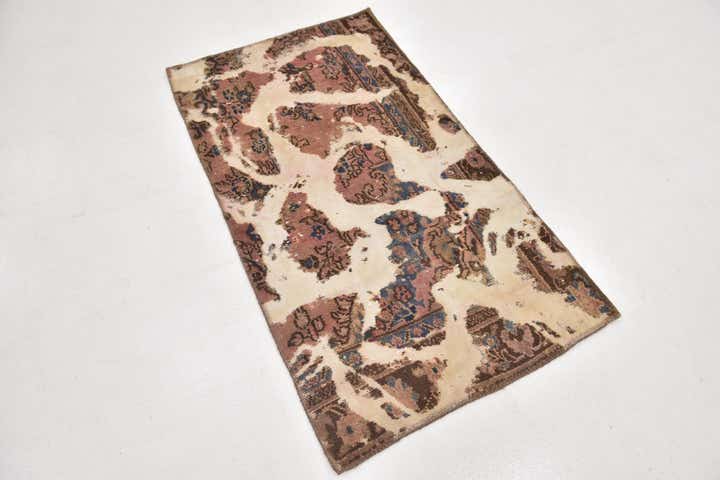2' 8 x 4' 9 Hand Knotted Ultra Vintage Persian Wool Rug