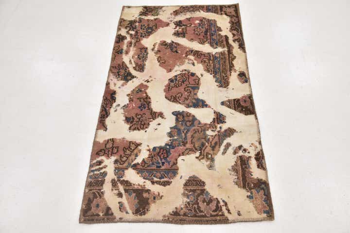 2' 8 x 4' 9 Hand Knotted Ultra Vintage Persian Wool Rug