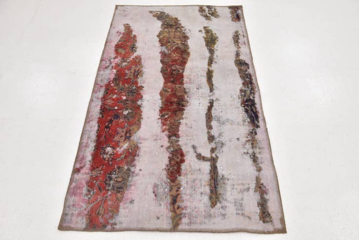 Detail image of 3' x 5' 4 Hand Knotted Ultra Vintage Persian Wool Rug