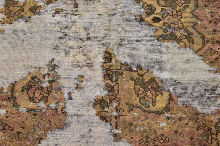 6' x 9' 3 Hand Knotted Ultra Vintage Persian Wool Rug