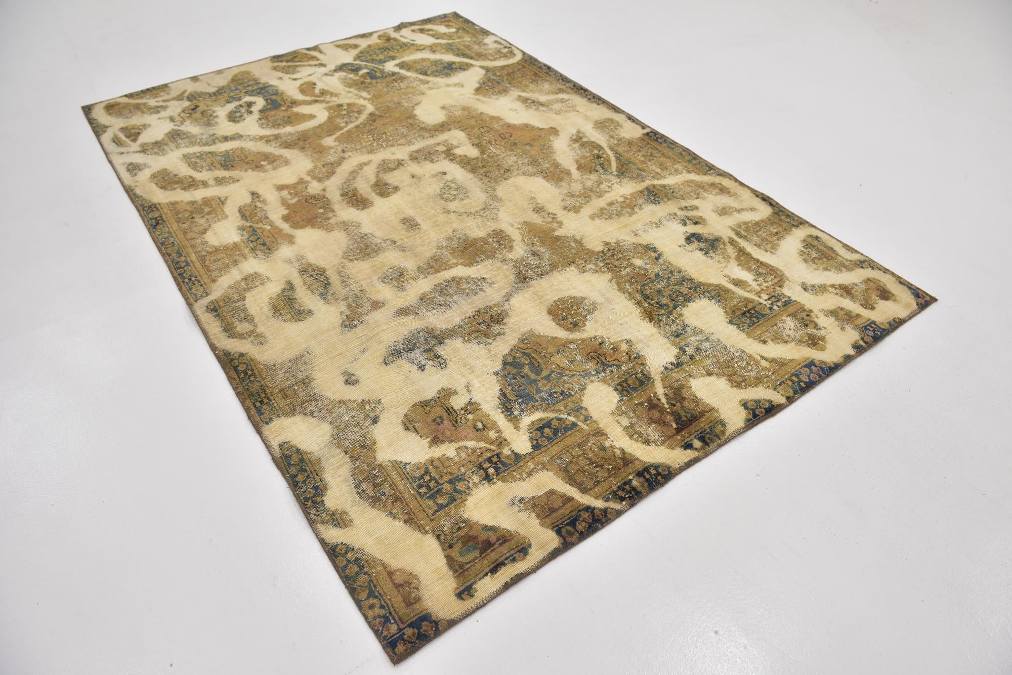 5' 10 x 8' 10 Hand Knotted Ultra Vintage Persian Wool Rug