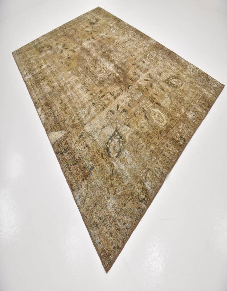 Detail image of 8' 5 x 11' 10 Hand Knotted Ultra Vintage Persian Wool Rug