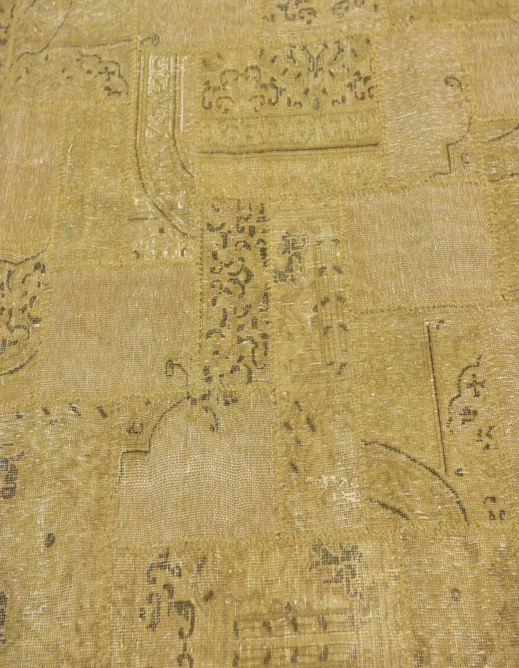 Detail image of 6' 8 x 10'  Hand Knotted Ultra Vintage Persian Wool Rug