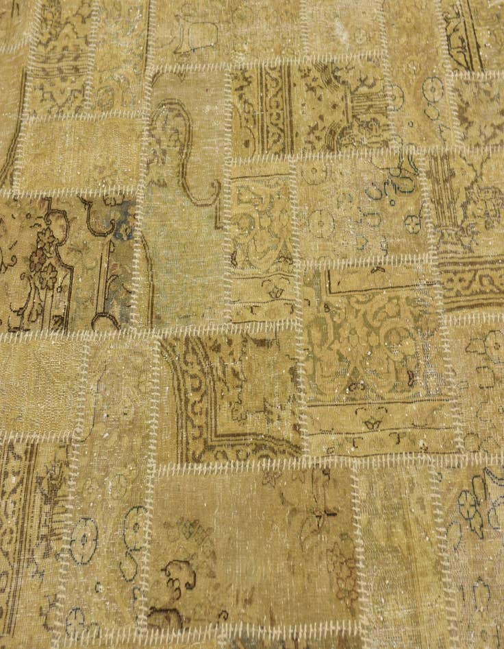 Detail image of 6' 6 x 10' Hand Knotted Ultra Vintage Persian Wool Rug