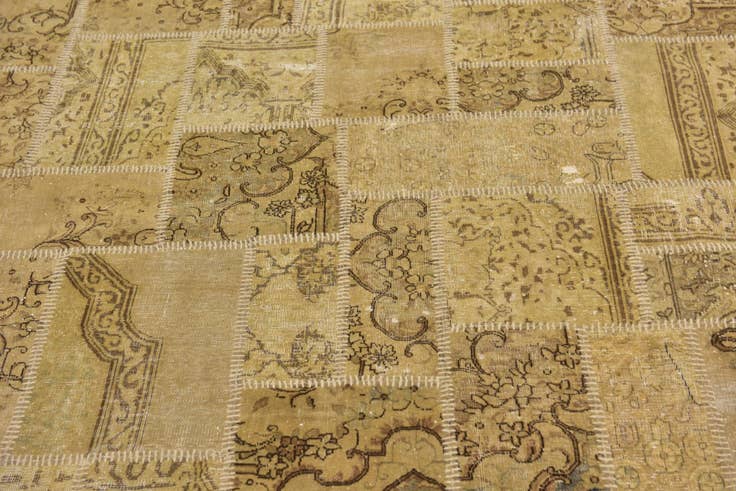 Detail image of 6' 7 x 10' Hand Knotted Ultra Vintage Persian Wool Rug