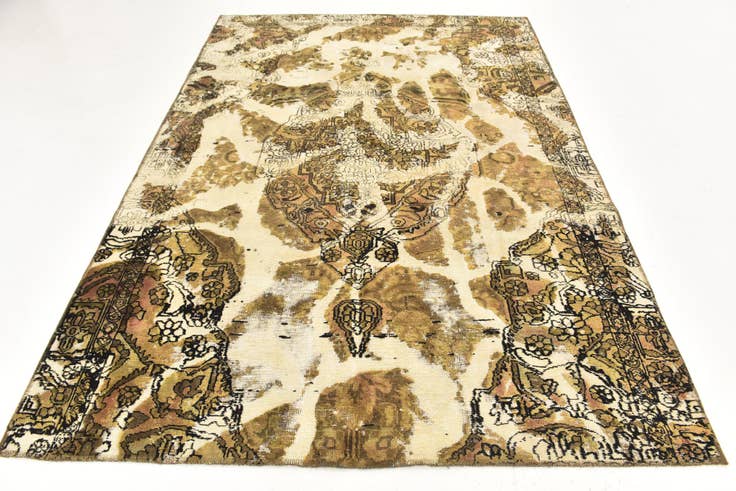 Detail image of 6' x 8' 8 Hand Knotted Ultra Vintage Persian Wool Rug