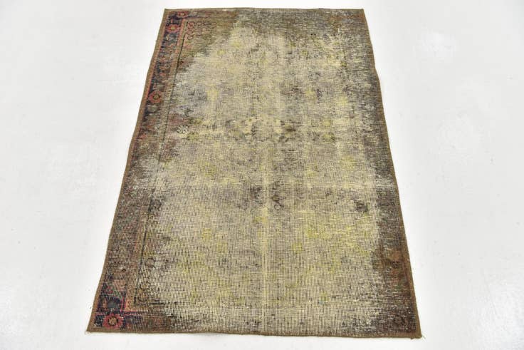 Detail image of 3' x 4' 8 Hand Knotted Ultra Vintage Persian Wool Rug