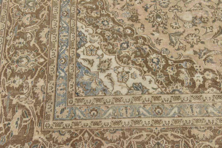 Detail image of 9' 6 x 12' 3 Hand Knotted Ultra Vintage Persian Wool Rug