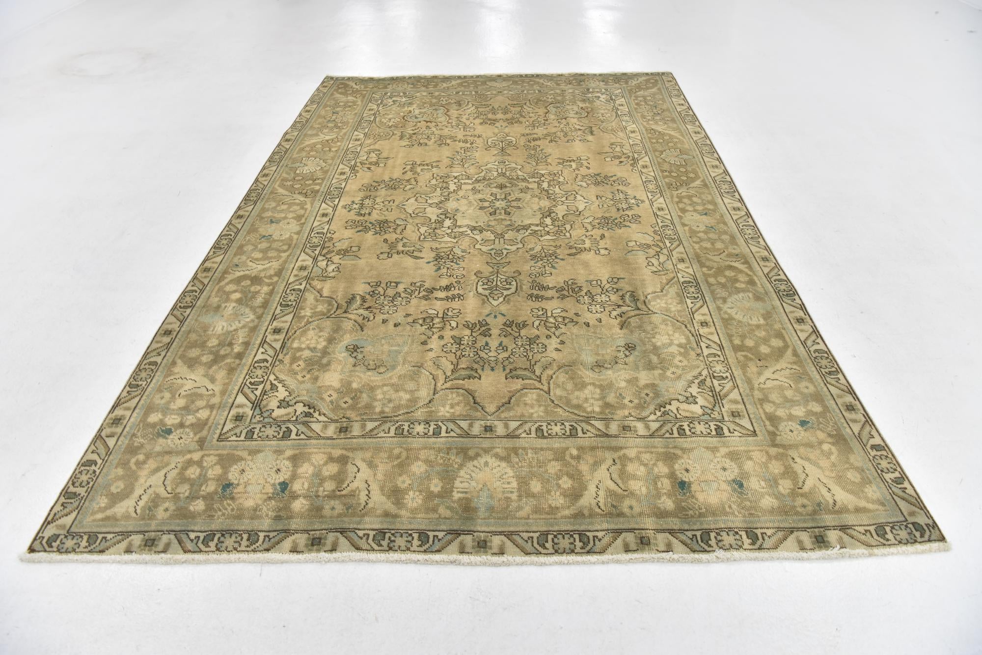 6' 5 x 9' 9 Hand Knotted Ultra Vintage Persian Wool Rug