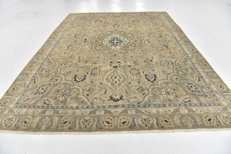Detail image of 8' 7 x 11' 6 Hand Knotted Ultra Vintage Persian Wool Rug