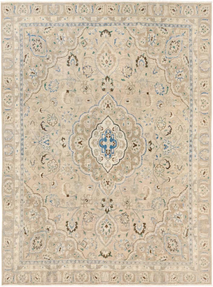 Detail image of 8' 7 x 11' 6 Hand Knotted Ultra Vintage Persian Wool Rug