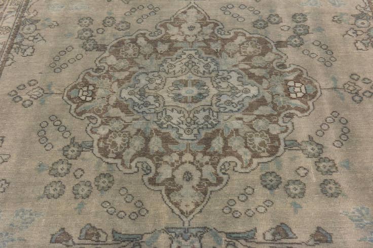 Detail image of 6' 3 x 9' Hand Knotted Ultra Vintage Persian Wool Rug