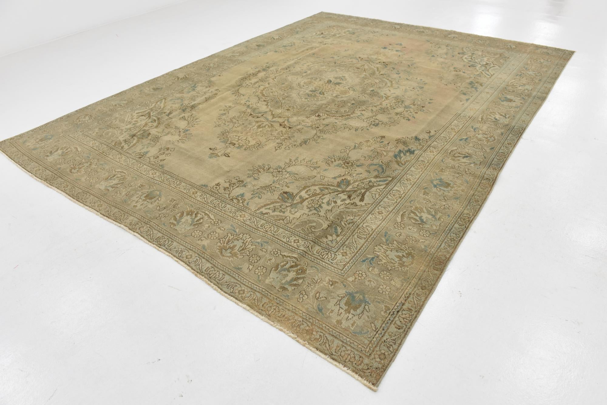 9' 10 x 13' Hand Knotted Ultra Vintage Persian Wool Rug