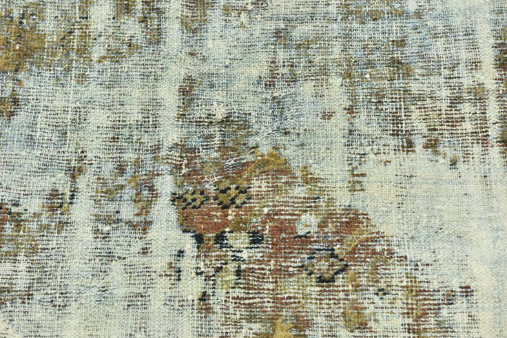 Detail image of 4' 7 x 5' 10 Hand Knotted Ultra Vintage Persian Wool Rug