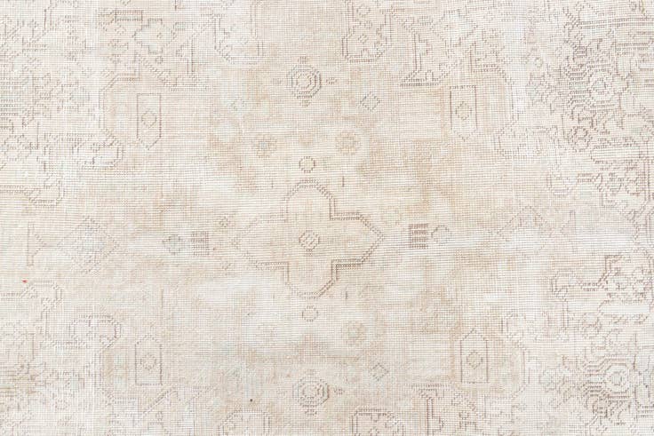Detail image of 7' x 9' 9 Hand Knotted Ultra Vintage Persian Wool Rug