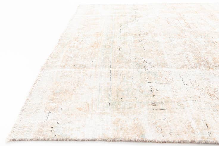 Detail image of 6' x 9' 8 Hand Knotted Ultra Vintage Persian Wool Rug