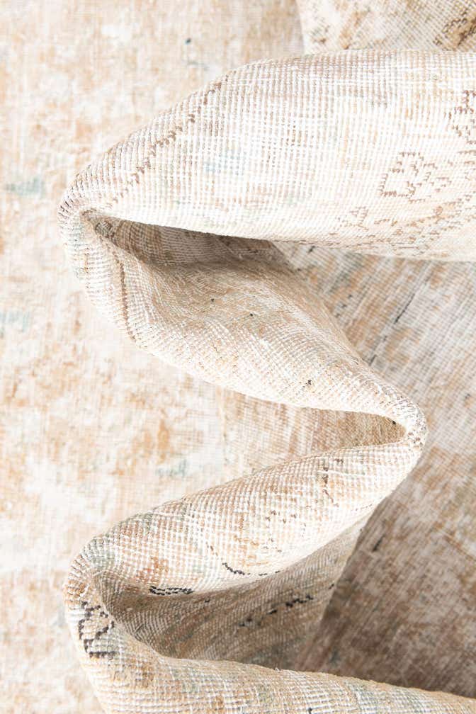 6' x 9' 8 Hand Knotted Ultra Vintage Persian Wool Rug