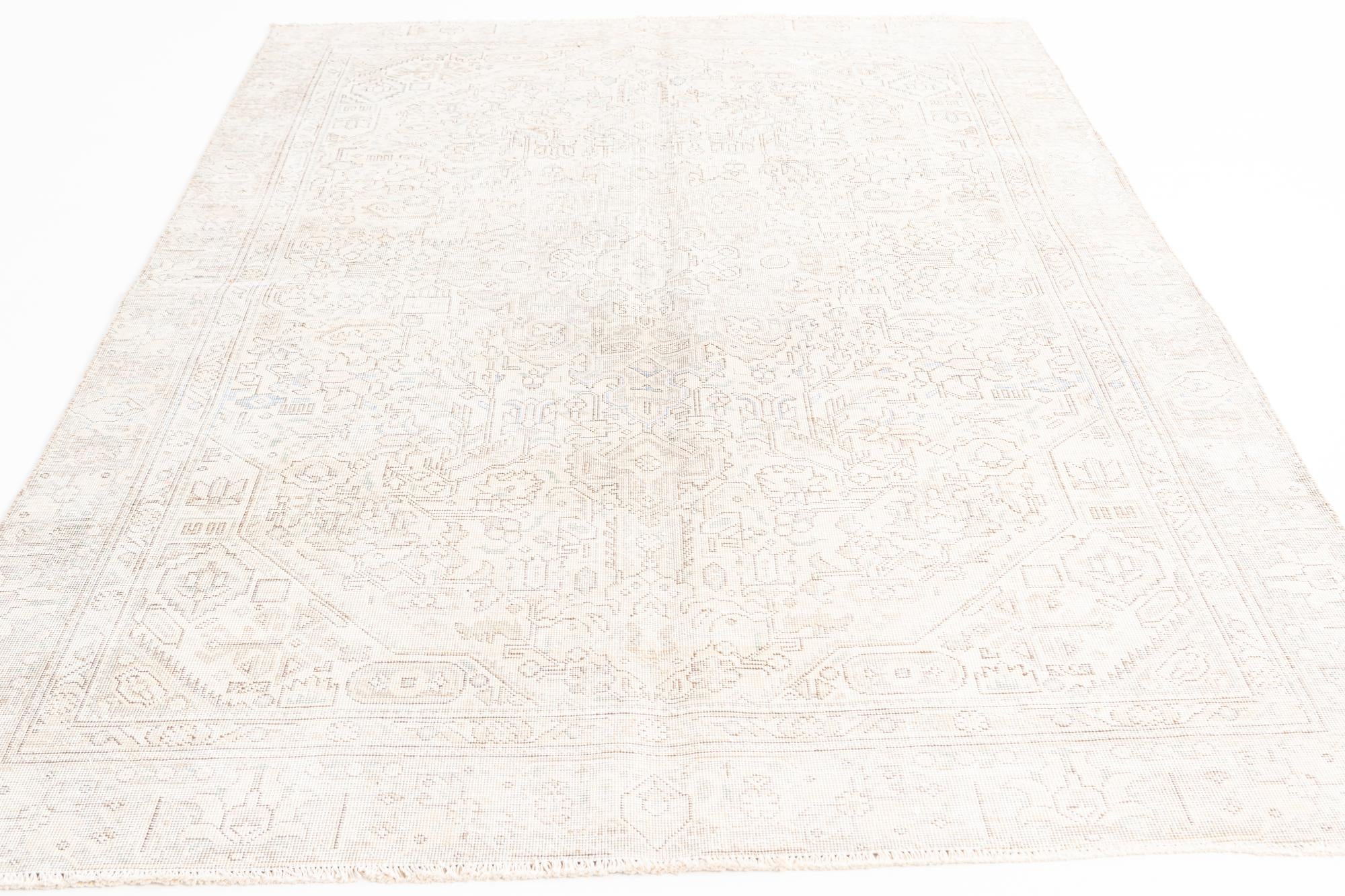 6' x 9' Hand Knotted Ultra Vintage Persian Wool Rug
